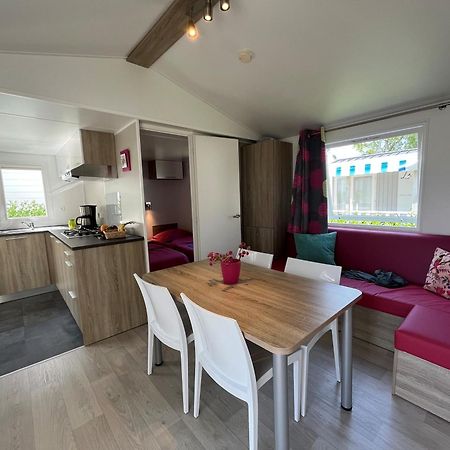 Camping De La Plage De Cleut-Rouz Fouesnant Exterior foto